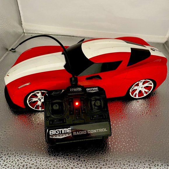 Chevy “Corvette” Stingray Remote Control Sports Car- 2009 - Picture 6 of 13